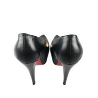 Christian Louboutin Pumps/Peeptoes Leer in Zwart