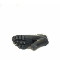 Prada Pumps/Peeptoes Leer in Zwart