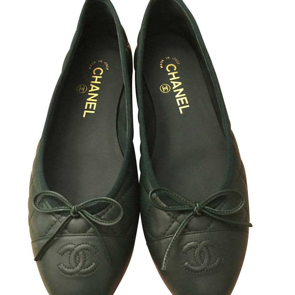 Chanel Mokassins / Ballerinas aus grünem Leder