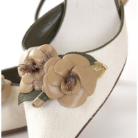 Chanel Pumps in Creme