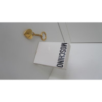 Moschino Accessoire aus Stahl in Gold
