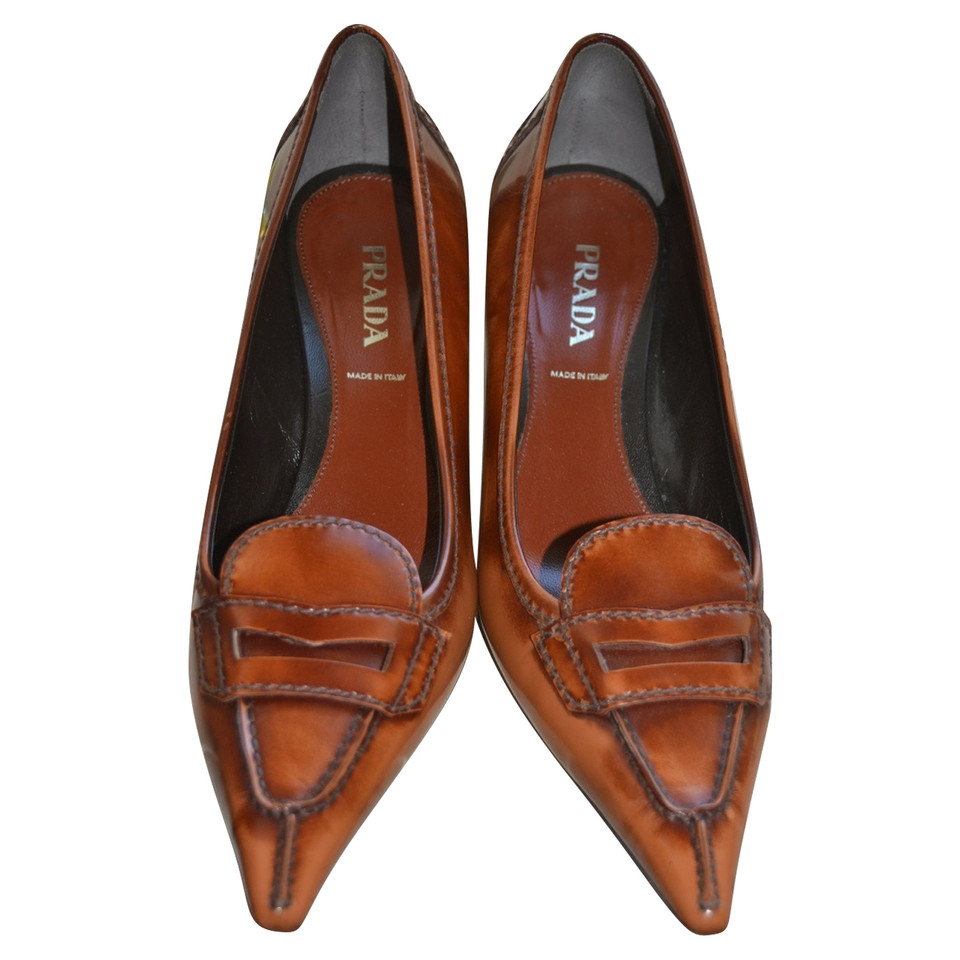 Prada Pumps/Peeptoes en Cuir en Marron