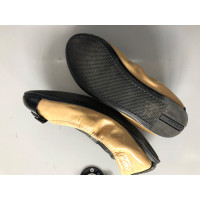 Prada Slippers/Ballerinas Patent leather in Beige