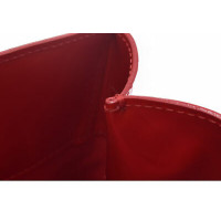 Louis Vuitton Reade PM aus Lackleder in Rot