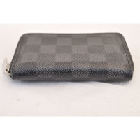 Louis Vuitton Täschchen/Portemonnaie aus Canvas in Schwarz