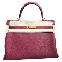 Hermès Kelly Bag 35 Leer in Fuchsia