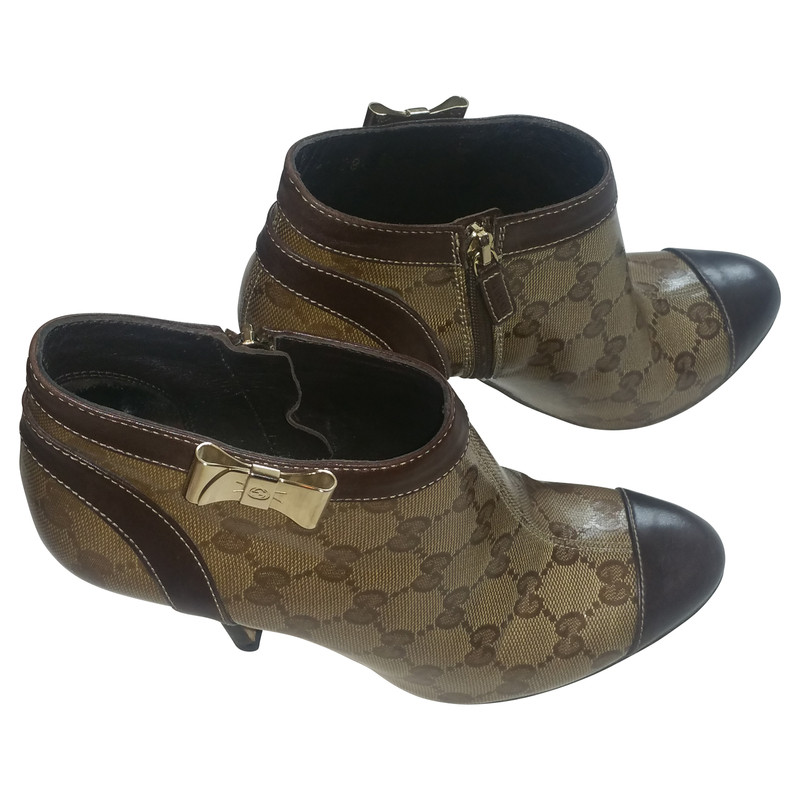 Gucci  Ankle boots with bow
