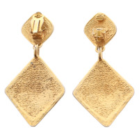 Chanel Earring in Gold