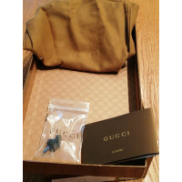 Gucci Pumps/Peeptoes aus Leder in Schwarz