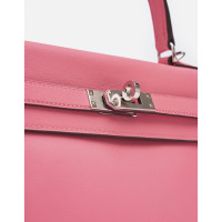 Hermès Kelly Bag 25 aus Leder in Rosa / Pink