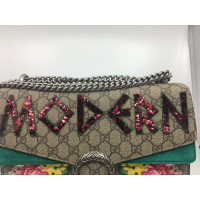 Gucci Handtasche aus Wildleder