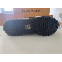 Louis Vuitton Sneakers aus Leder in Grün