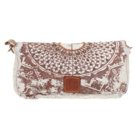 Campomaggi clutch with graphic pattern