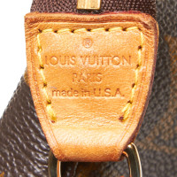 Louis Vuitton Pochette en Toile en Marron
