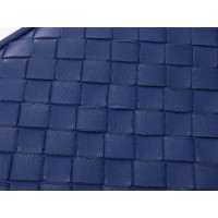 Bottega Veneta Täschchen/Portemonnaie aus Leder in Blau