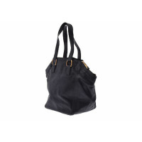 Yves Saint Laurent Handtasche aus Leder in Schwarz