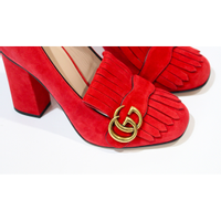 Gucci Pumps/Peeptoes Suede in Red