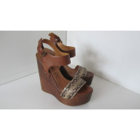 Lanvin Sandals Leather in Brown