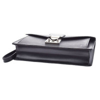 Louis Vuitton Handbag Leather in Black