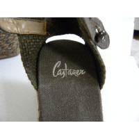 Castañer Chaussures compensées en Toile en Marron