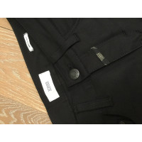 Closed Trousers in Black
