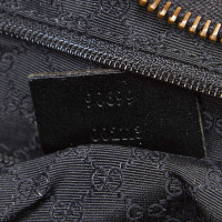 Gucci Umhängetasche aus Leder in Schwarz
