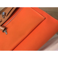 Hermès Herbag in oranje