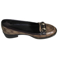 Gucci Slippers/Ballerinas Patent leather in Brown
