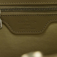 Louis Vuitton Saint Tropez Leer in Grijs