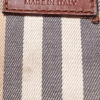 Burberry Handtasche aus Leder in Braun