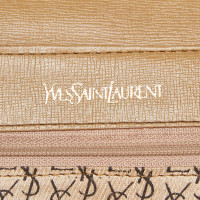 Yves Saint Laurent Clutch in Grau