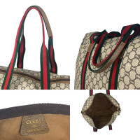 Gucci Handtasche aus Canvas in Braun