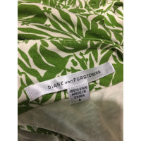 Diane Von Furstenberg Dress Silk in Green