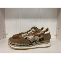 Philippe Model Trainers Suede in Brown