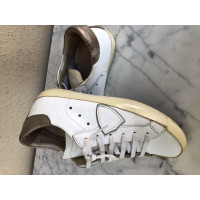 Philippe Model Sneaker in Pelle in Bianco
