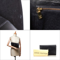 Louis Vuitton Montaigne en Cuir en Noir