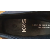 Kennel & Schmenger Pumps/Peeptoes aus Wildleder in Schwarz