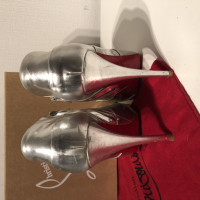 Christian Louboutin Ankle boots Leather in Silvery