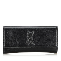 Yves Saint Laurent Clutch aus Leder in Schwarz