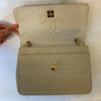 Chanel Classic Flap Bag in Pelle in Beige