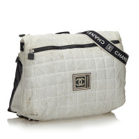 Chanel Umhängetasche aus Baumwolle in Grau