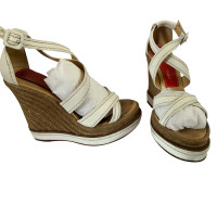 Paloma Barcelo Chaussures compensées en Cuir en Blanc