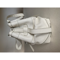 Dkny Handtasche aus Leder in Weiß