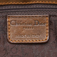 Christian Dior Handtasche aus Leder in Braun