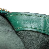 Louis Vuitton Lussac aus Leder in Grün