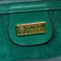 Gucci Umhängetasche aus Leder in Grün