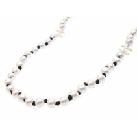 Chanel Ohrring aus Perlen in Weiß