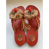 Tory Burch Sandales en Cuir en Rouge