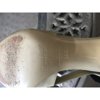 Marc By Marc Jacobs Pumps/Peeptoes Patent leather in Cream