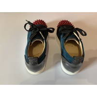 Christian Louboutin Sneakers aus Wildleder in Blau
